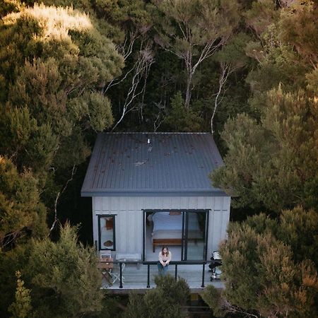 Treehouse Hideaway At Rekindle Tree Houses Opua Zewnętrze zdjęcie