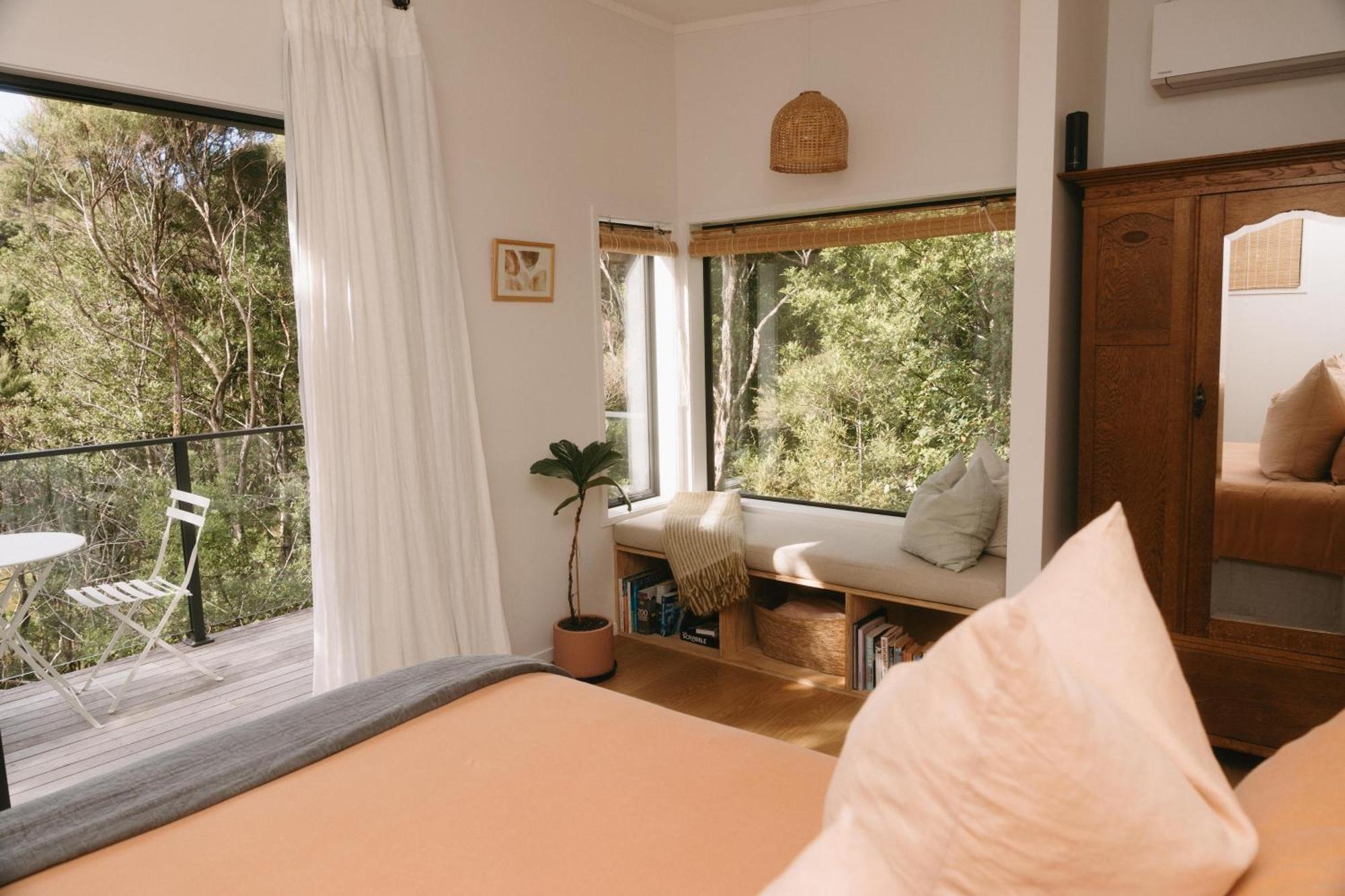 Treehouse Hideaway At Rekindle Tree Houses Opua Zewnętrze zdjęcie